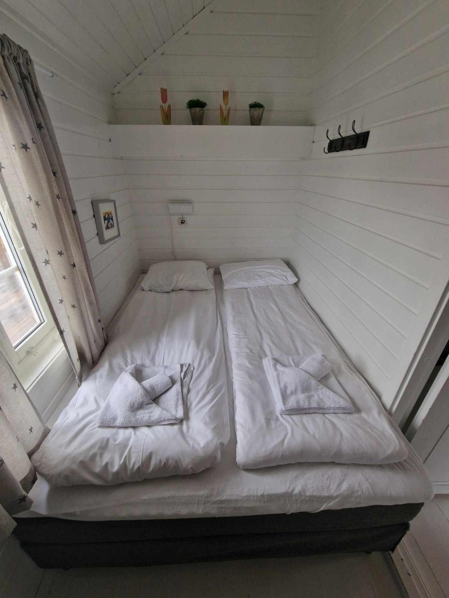 Waterfront Twin Cabin Stamsund Exterior foto
